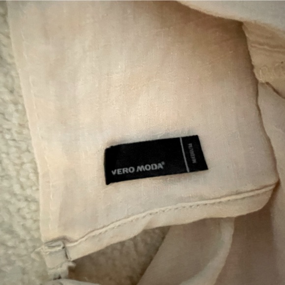 Vero Moda Tan Linen Top - Picture 6 of 6